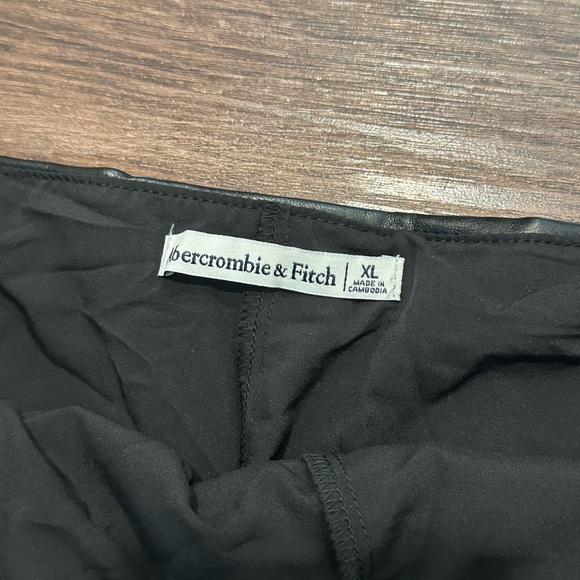 Abercrombie & Fitch Skort Lot (5) and Skirt (1) - Picture 3 of 13
